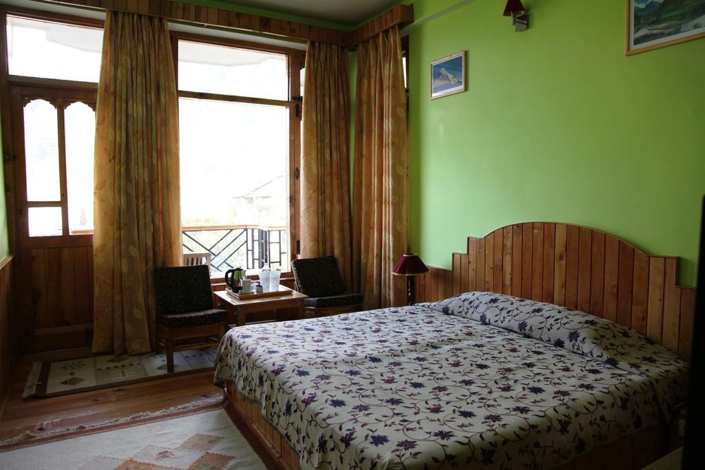 Hotel Naggar Delight Nagar  Quarto foto